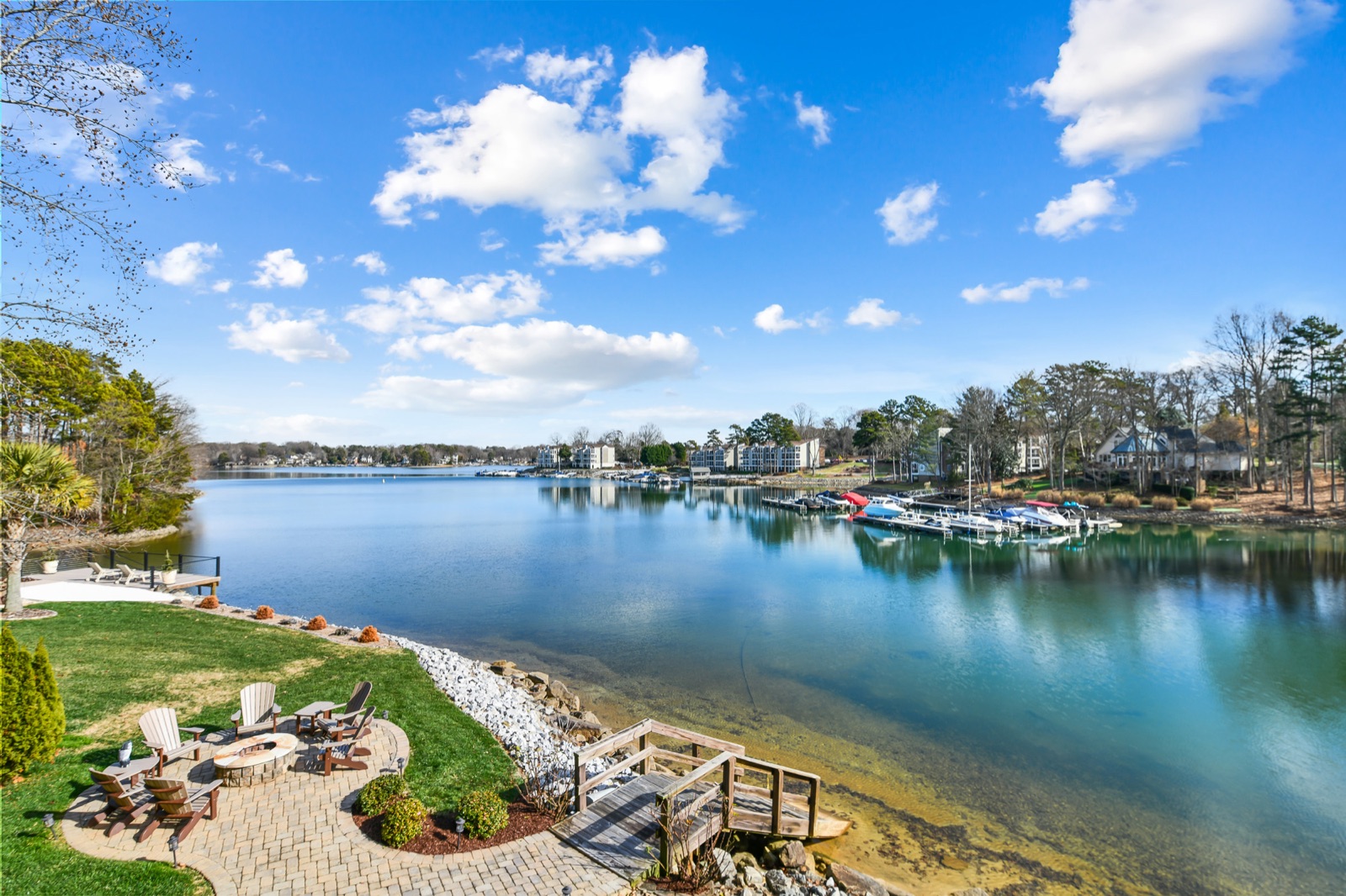 Lake Norman shoreline homes